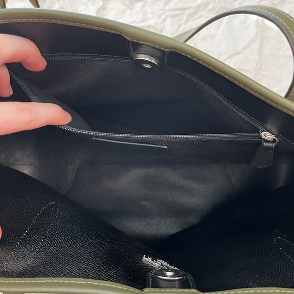 Coach authentic“Coach City Tote Bag” with silver hardware and army green straps - Picture 11 of 15